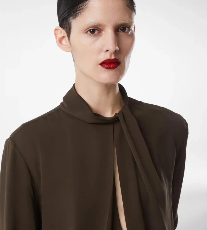 Blusa de manga larga de georgette de seda lavada Blusa de manga larga de georgette de seda lavada