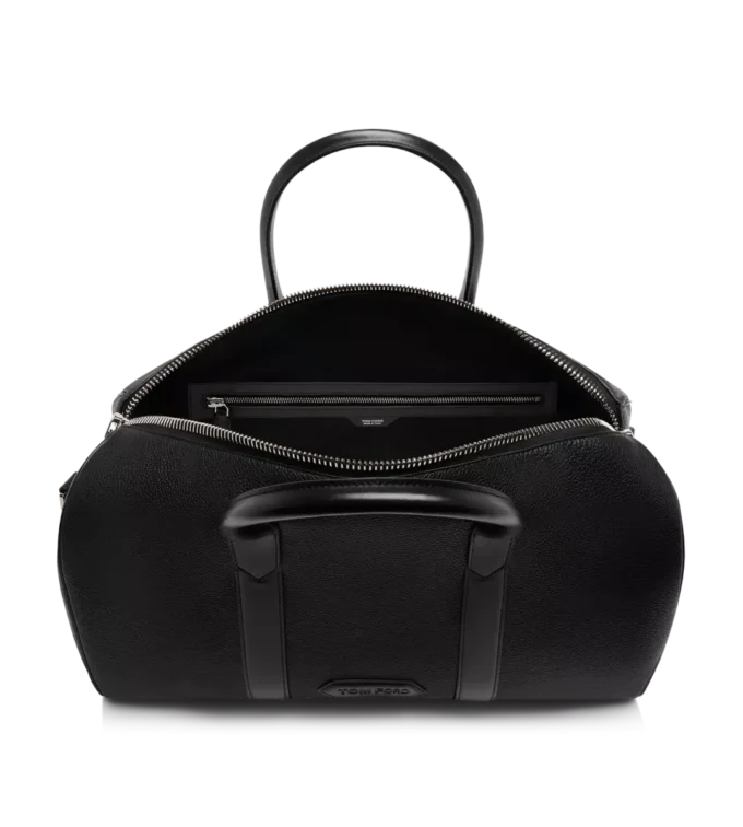 Bolso de viaje mediano de cuero granulado con abertura amplia
