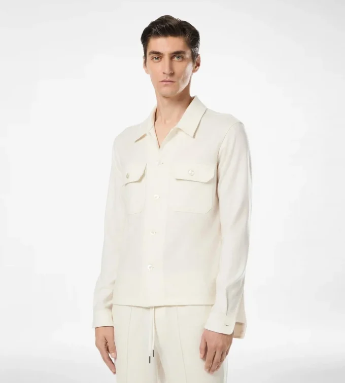 Camisa exterior con bolsillo en el pecho de cachemira