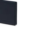 Cartera clásica con doble pliegue y línea T alargada de piel granulada flexible