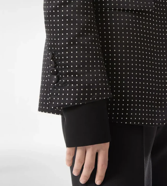 Chaqueta cruzada de duquesa con lunares jacquard Chaqueta cruzada de duquesa con lunares jacquard
