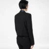 Chaqueta de esmoquin corta de dos botones con solapa chal y dos tonos Chaqueta de esmoquin corta de dos botones con solapa chal y dos tonos