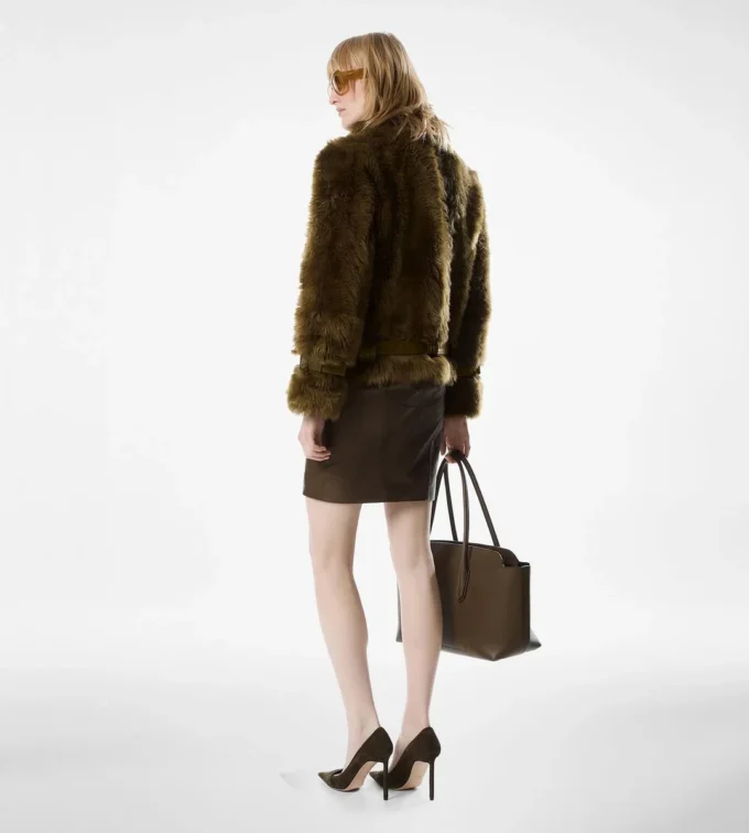 Chaqueta de piel con detalles de cuero Chaqueta de piel con detalles de cuero