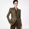 Chaqueta de solapa en pico con jacquard de cocodrilo y botonadura sencilla Chaqueta de solapa en pico con jacquard de cocodrilo y botonadura sencilla