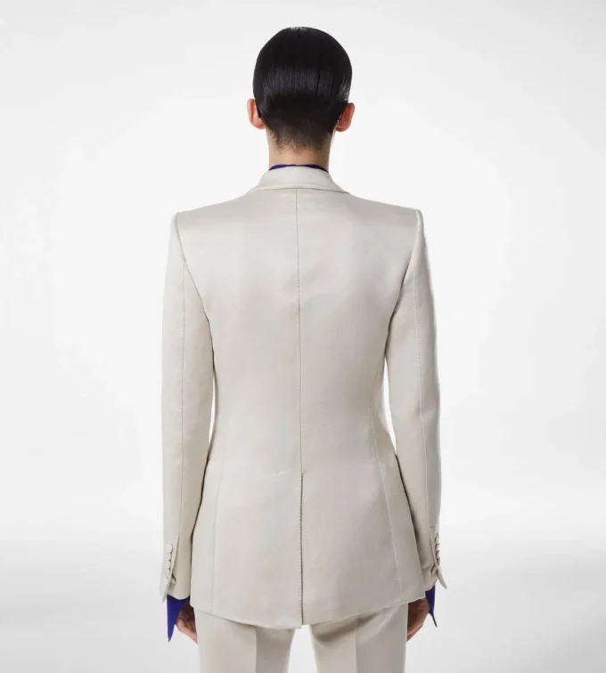 Chaqueta de una sola botonadura en mezcla de algodón y seda lavada Chaqueta de una sola botonadura en mezcla de algodón y seda lavada