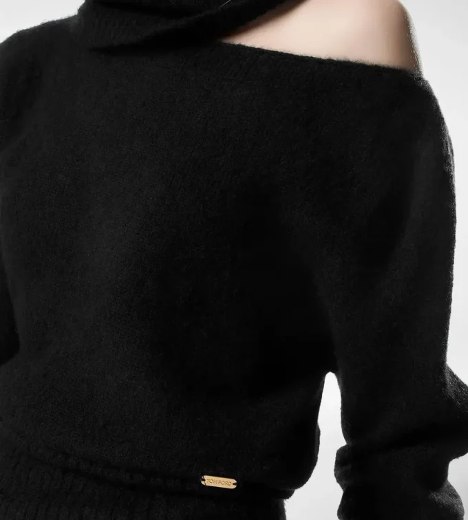 Jersey de manga larga y cuello barco con placa metálica Tom Ford Jersey de manga larga y cuello barco con placa metálica Tom Ford