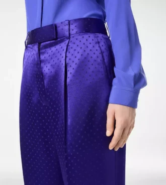 Pantalones rectos plisados con jacquard de lunares
