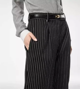 Pantalones rectos relajados con pliegues de lana y algodón Barathea a rayas