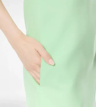 Vestido de cóctel asimétrico sin tirantes de seda elástica doble georgette