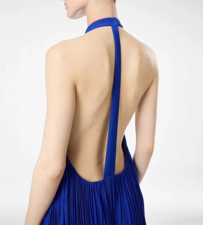 Vestido de noche de seda con cuello halter y plisado Sunray Vestido de noche de seda con cuello halter y plisado Sunray