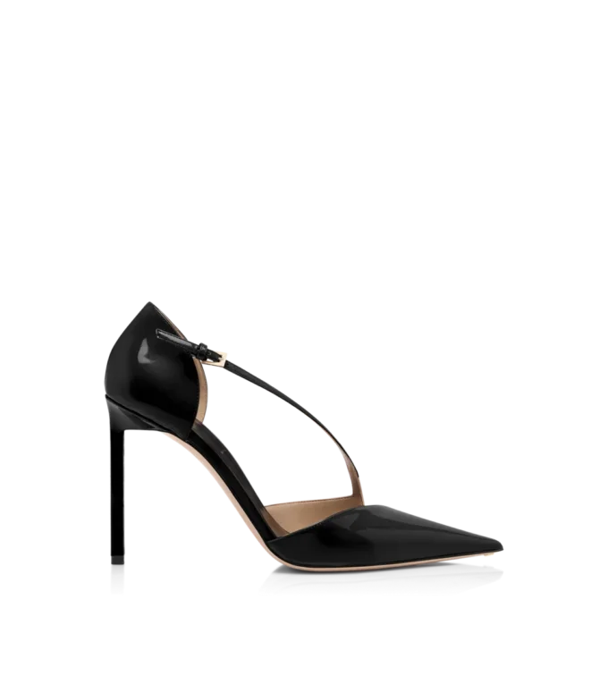Zapatos de salón asimétricos de charol Zapatos de salón asimétricos de charol