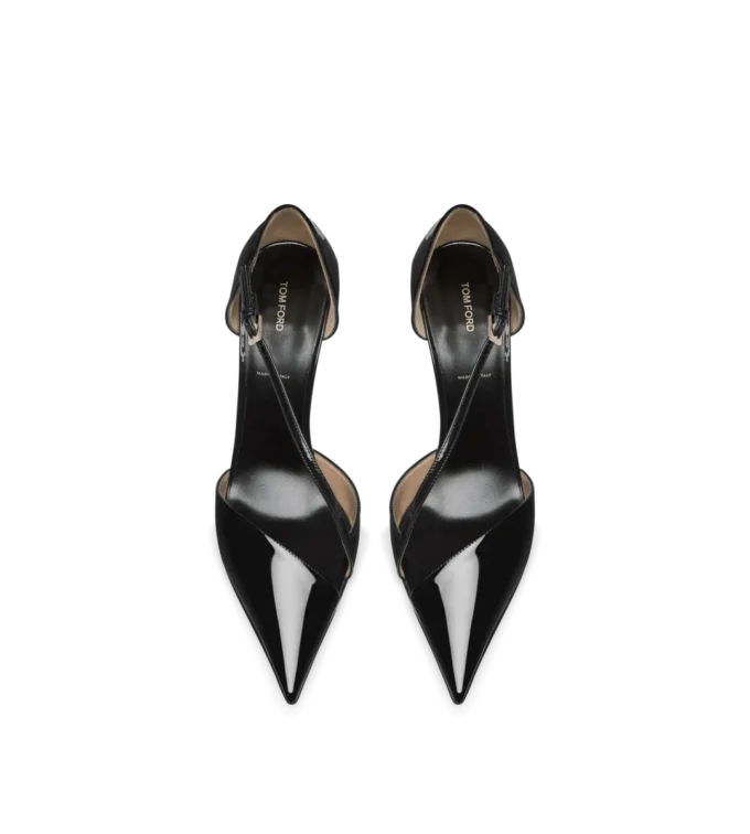 Zapatos de salón asimétricos de charol Zapatos de salón asimétricos de charol