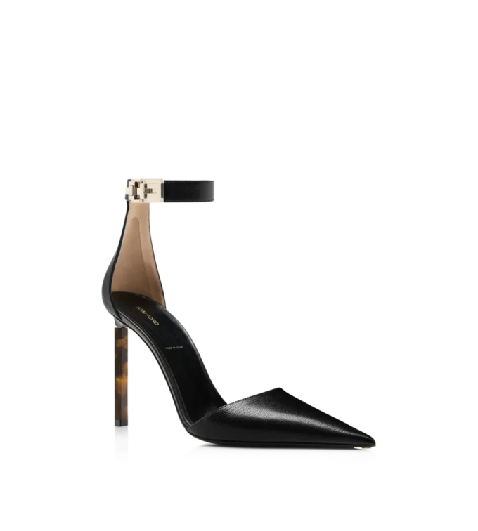 Zapatos de salón con correa al tobillo y hebilla en T de piel granulada flexible